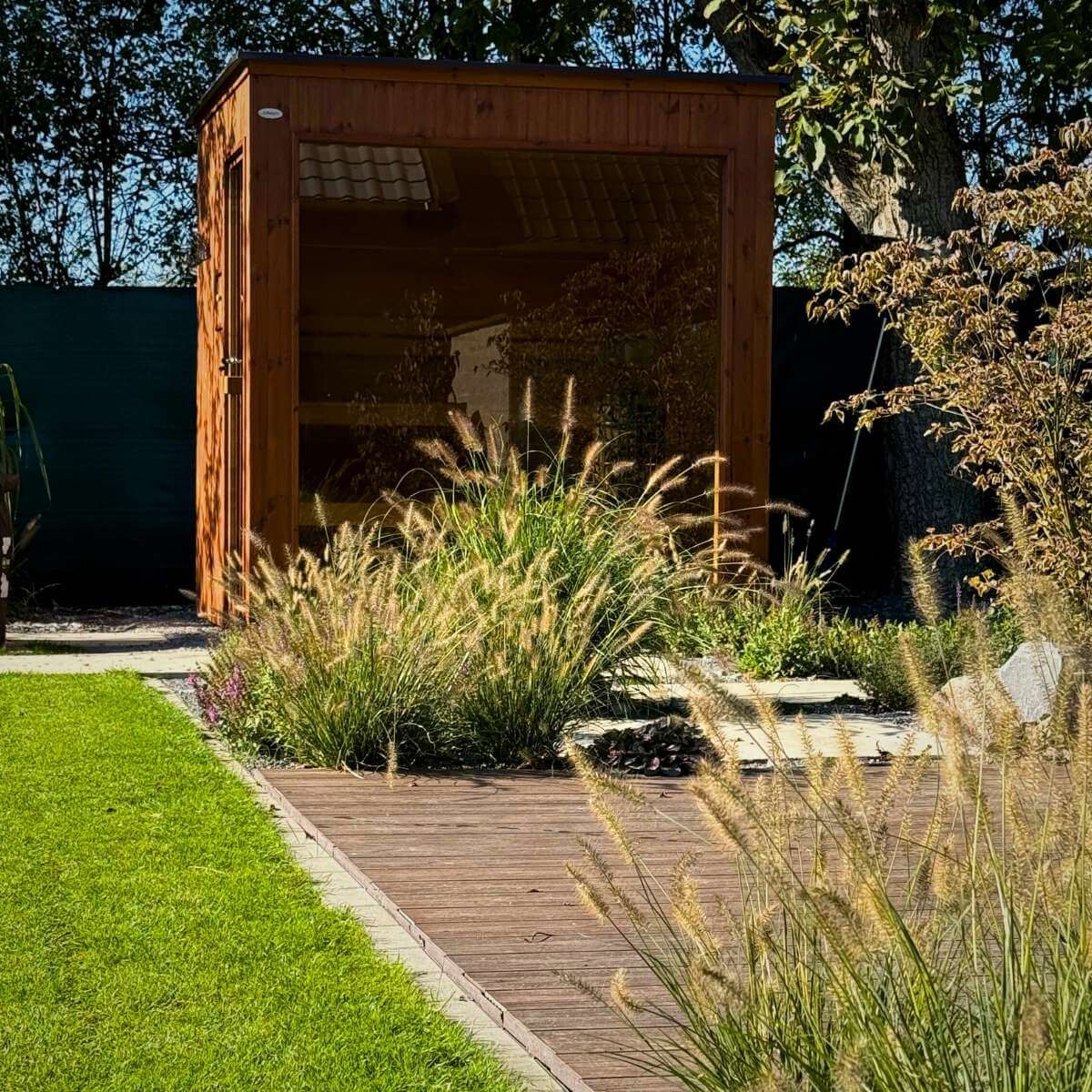Záhradná sauna v exteriéri od Dream Garden – moderný wellness prvok pre relaxáciu a oddych v súkromí záhrady