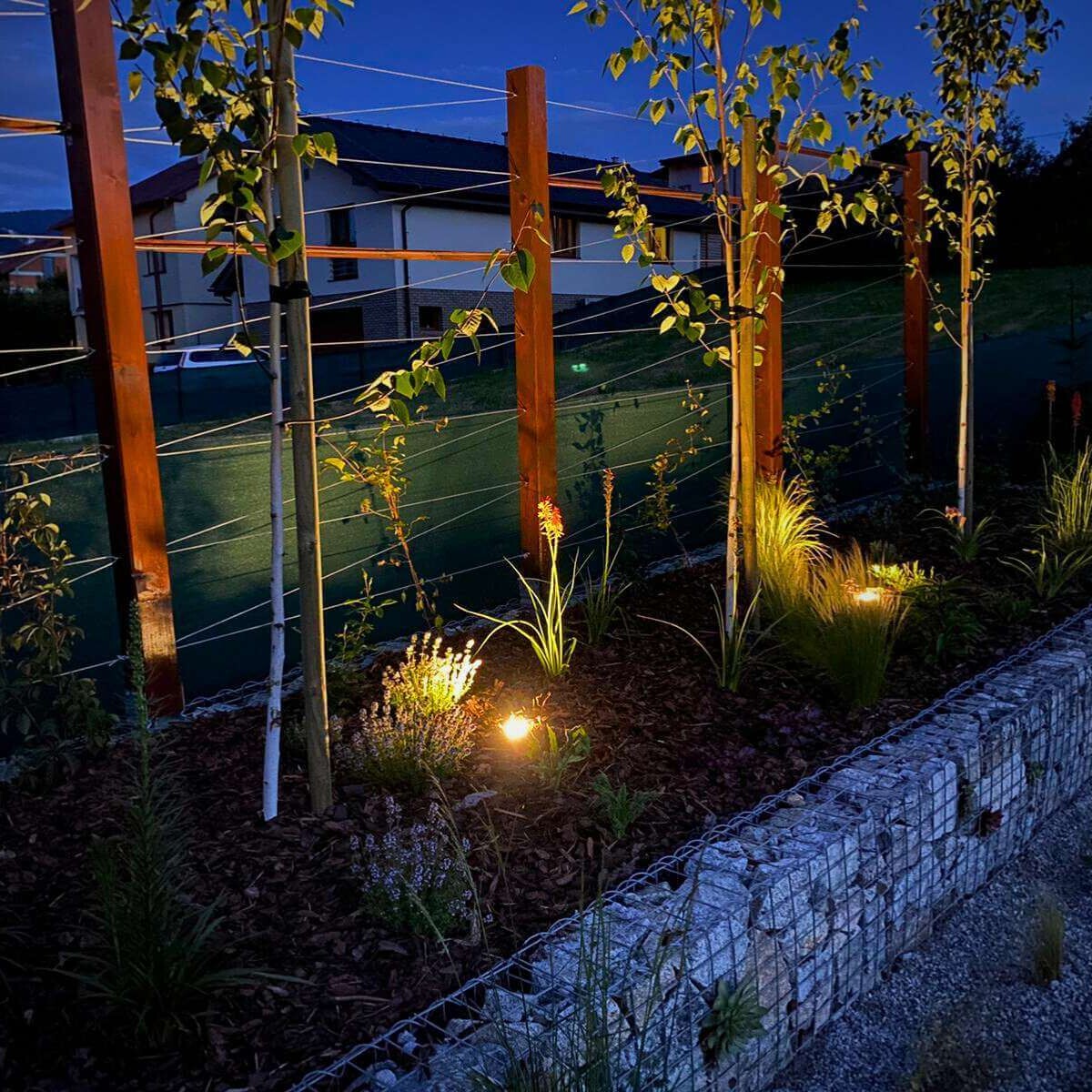 Lighting of flower beds in a modern garden from Dream Garden in Trnové