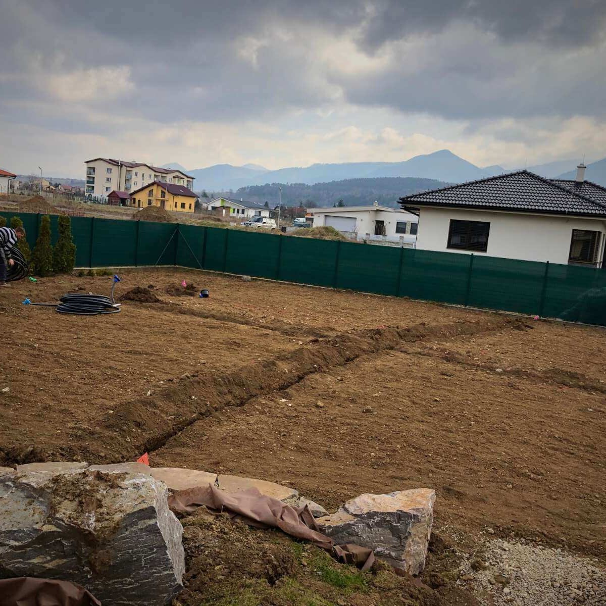 Preparation of an irrigation system in the garden from Dream Garden - professional installation of pipes and water distribution systems