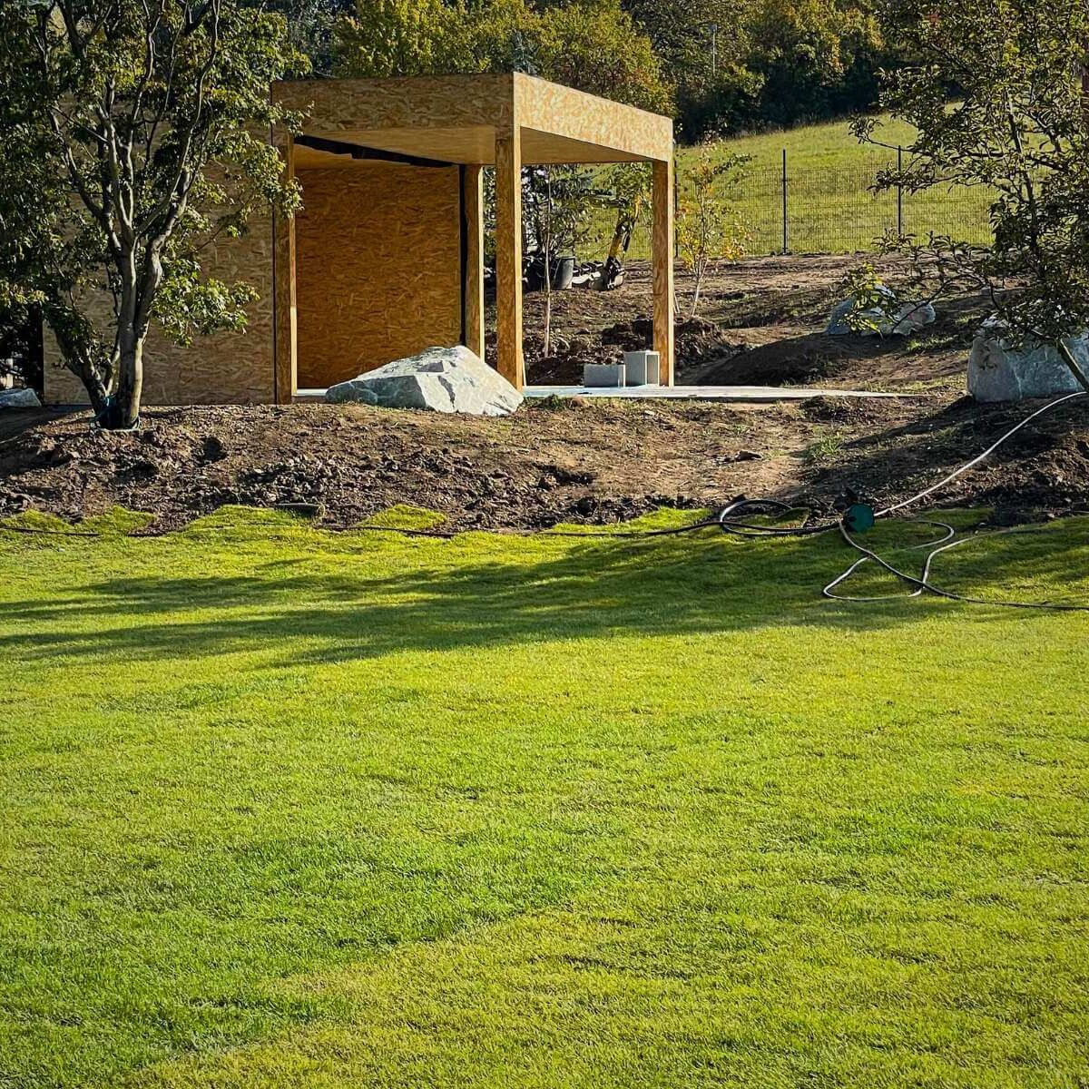 Implementation of a garden shed from Dream Garden